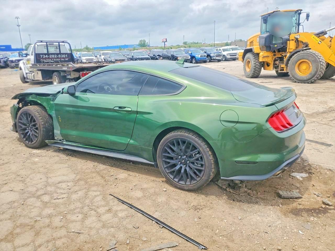 2022 Ford Mustang Gt - Фото 2