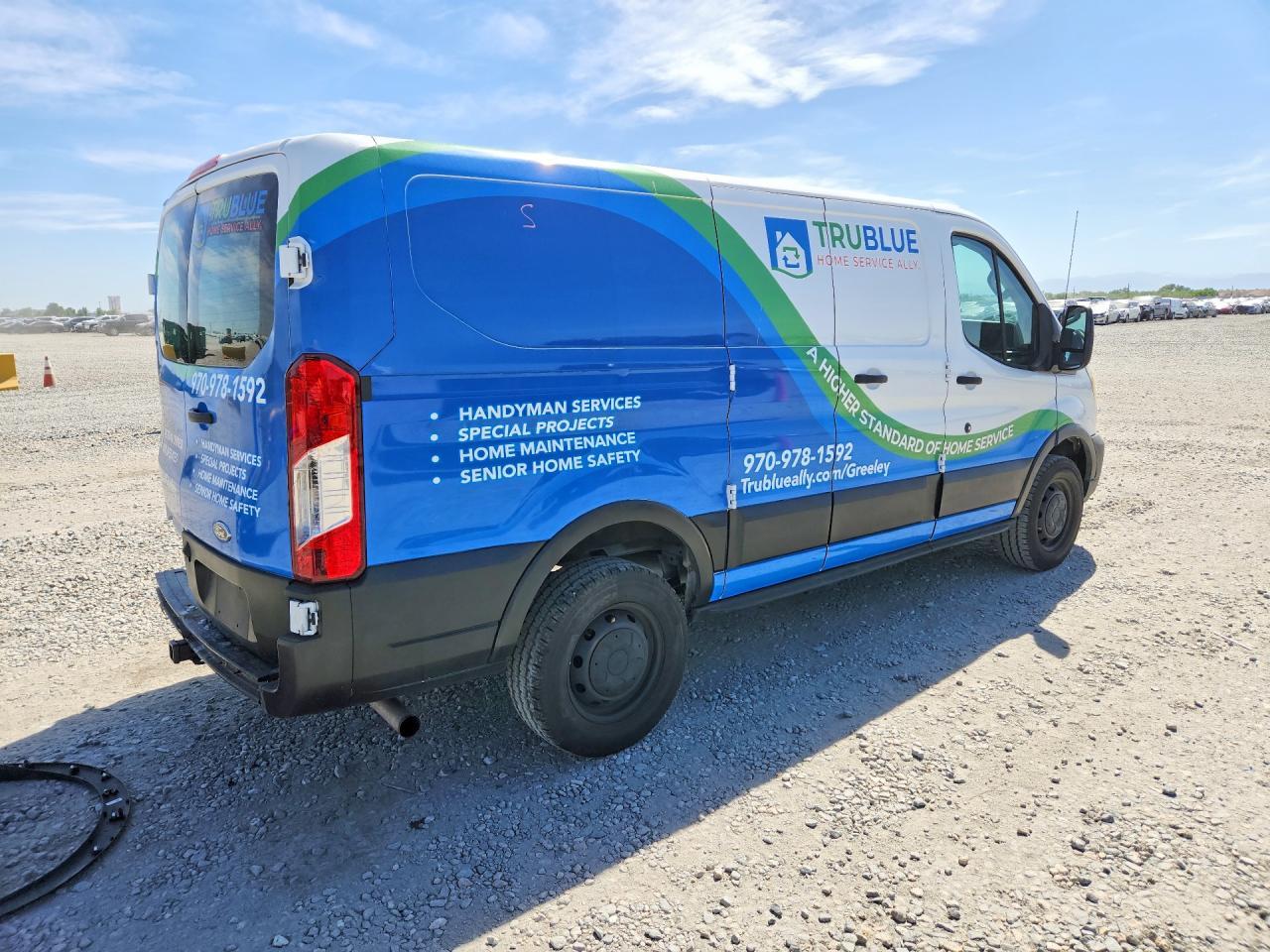2021 Ford Transit 250 Delivery Van - Фото 3