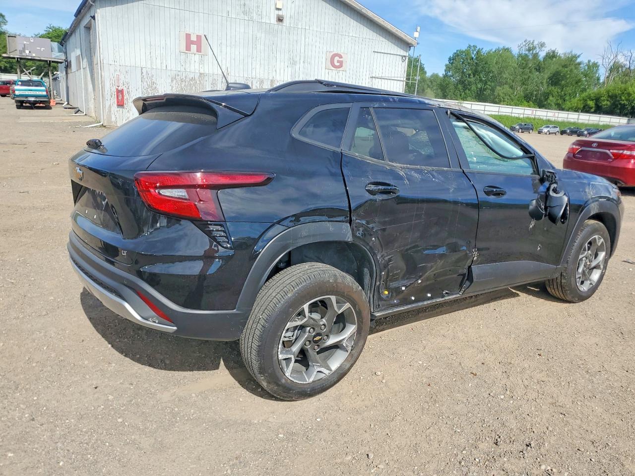 2025 Chevrolet Trax 1Lt - Фото 3