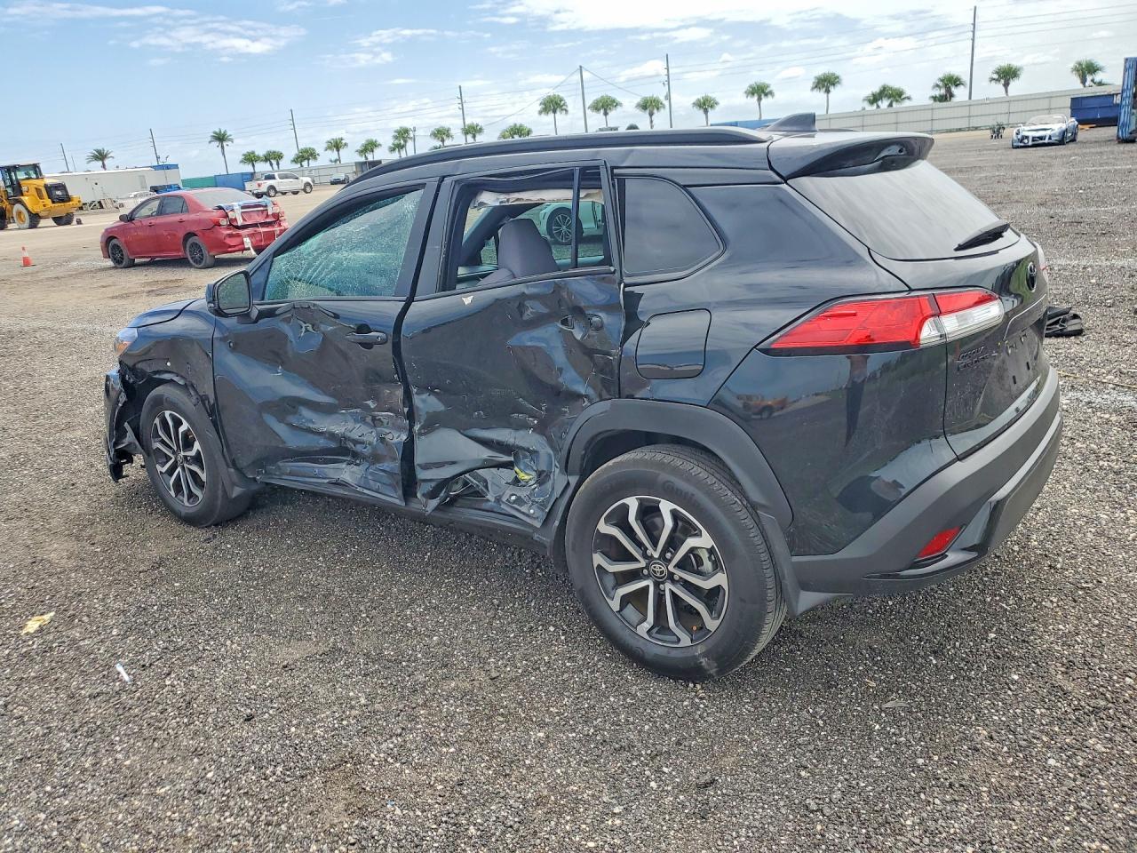 2025 Toyota Corolla Cross Hybrid Se - Фото 2