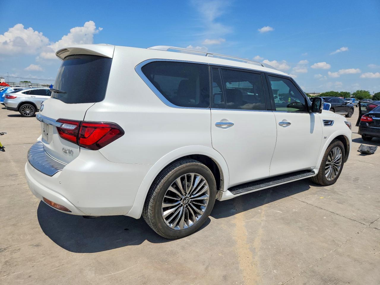 2018 Infiniti Qx80 Base - Image 3
