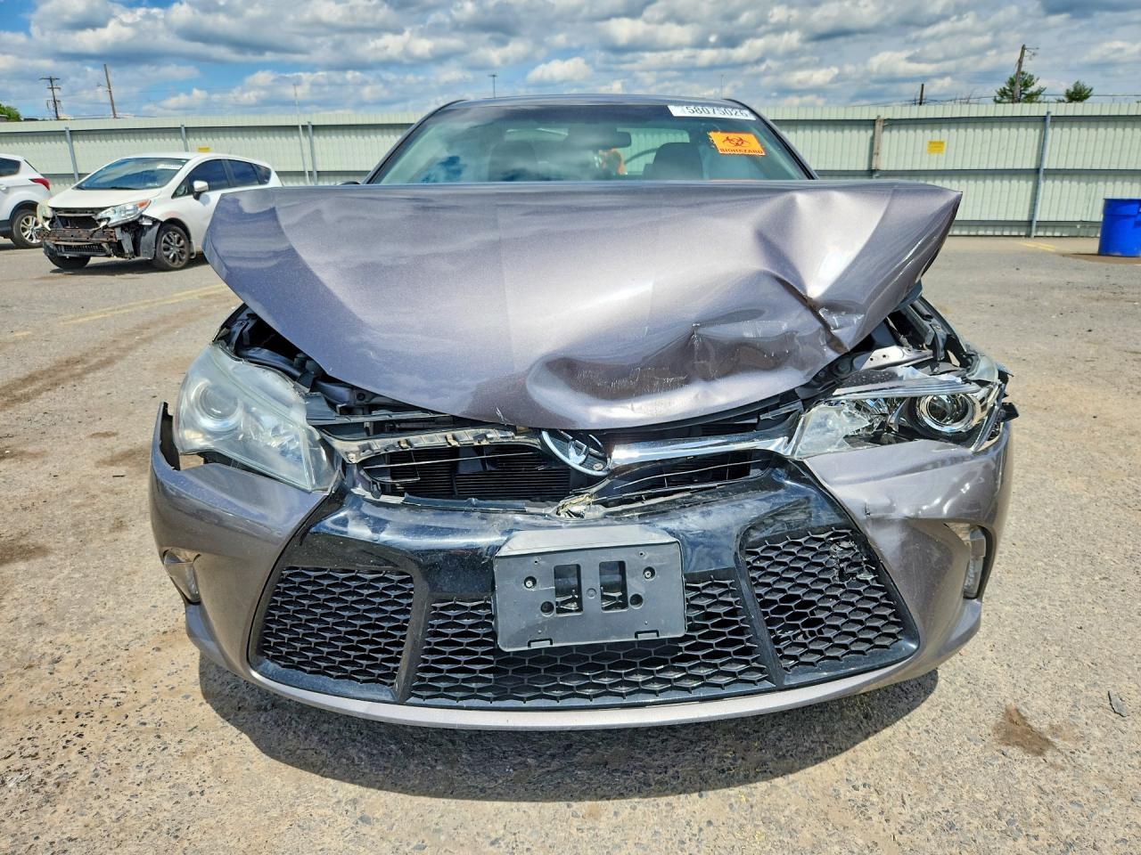 2016 Toyota Camry Se - Image 5