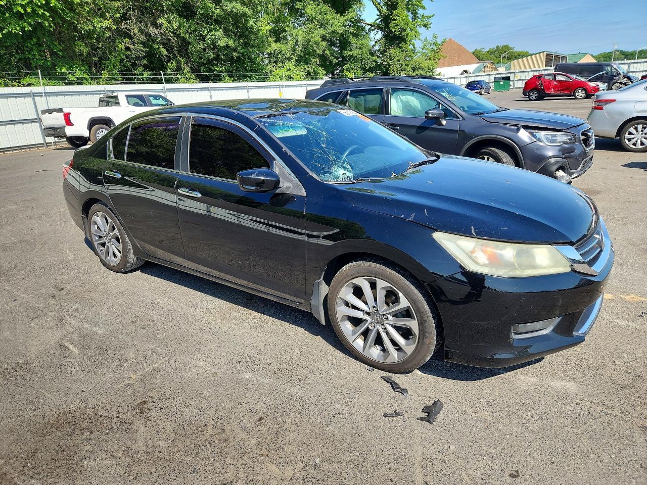2015 Honda Accord Sport - Image 4