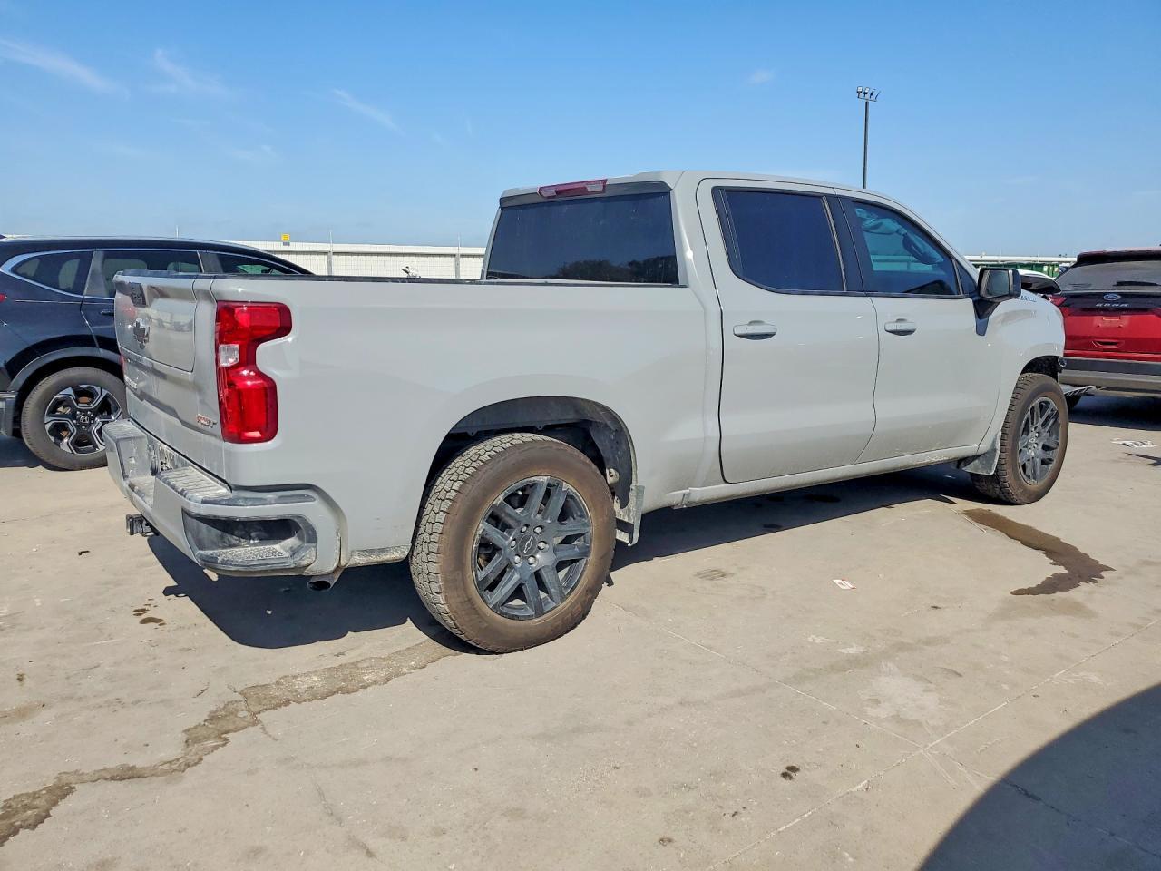 2024 Chevrolet Silverado C1500 Rst - Фото 3