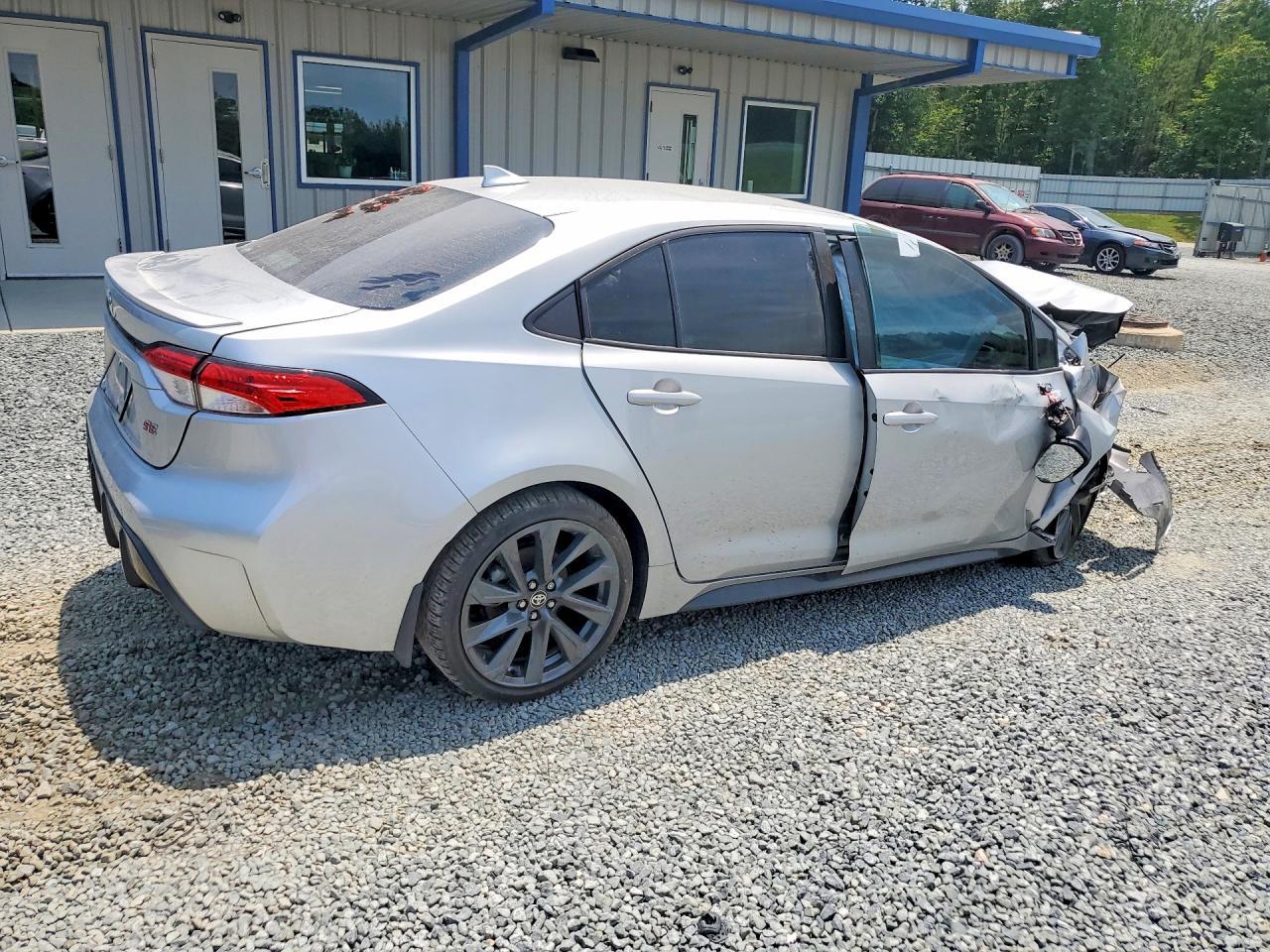 2024 Toyota Corolla Se - Фото 3