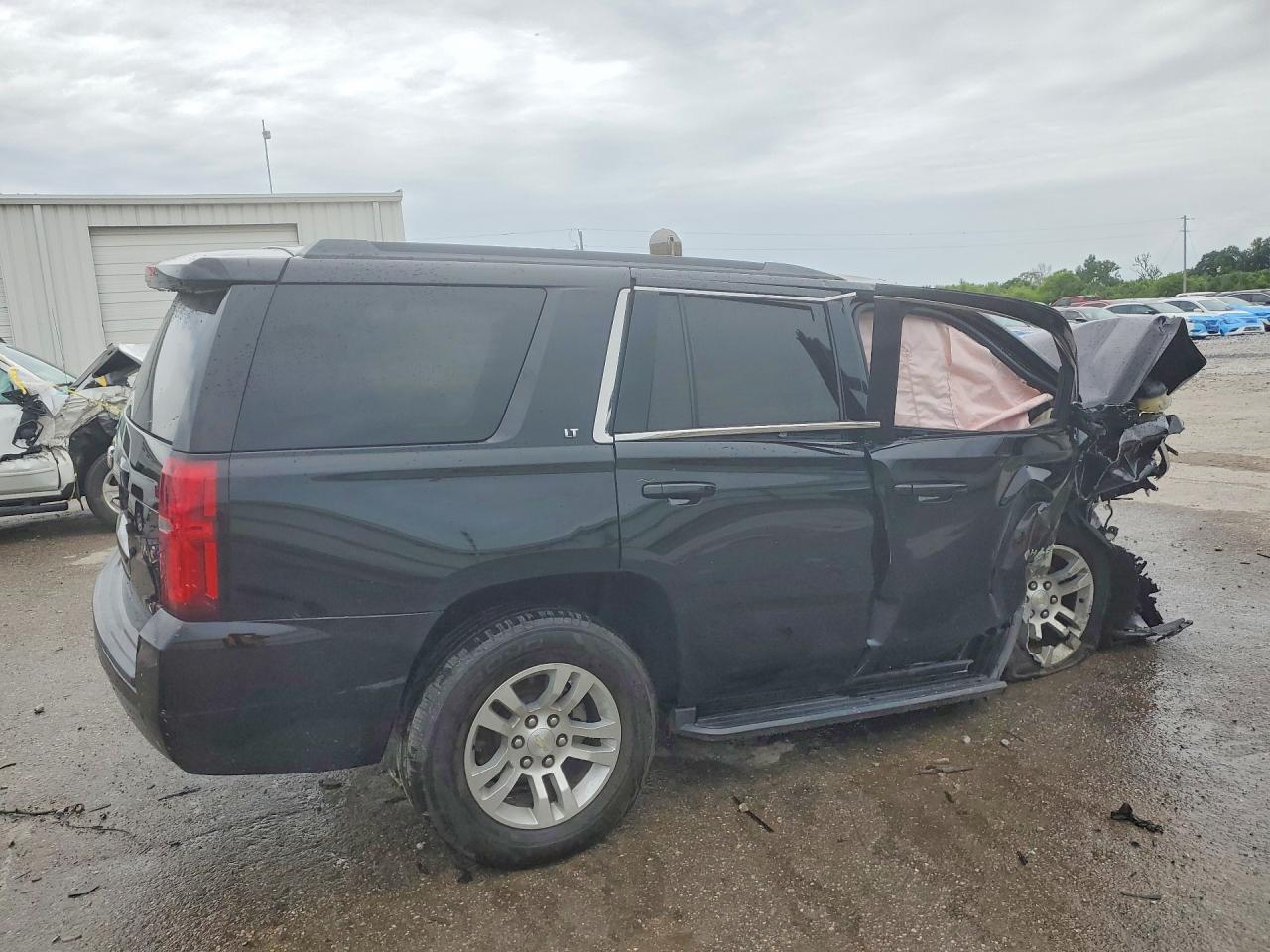 2019 Chevrolet Tahoe C1500 Lt - Image 3