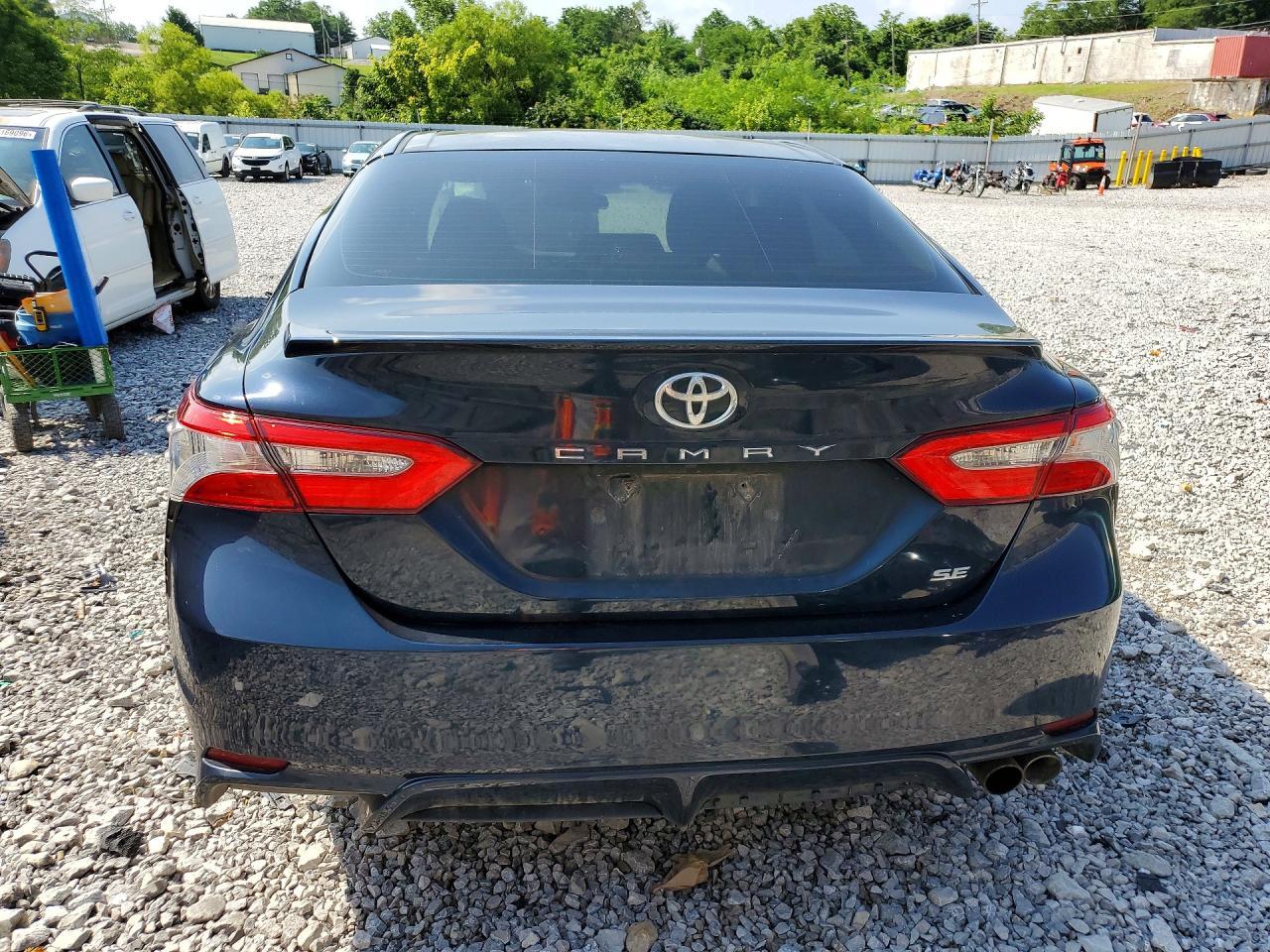 2018 Toyota Camry Se - Фото 6