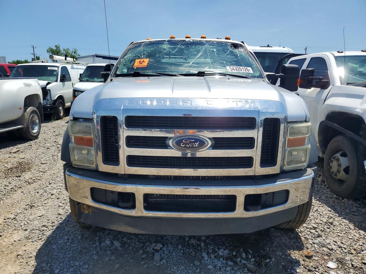 2010 Ford F450 Super Duty - Image 5