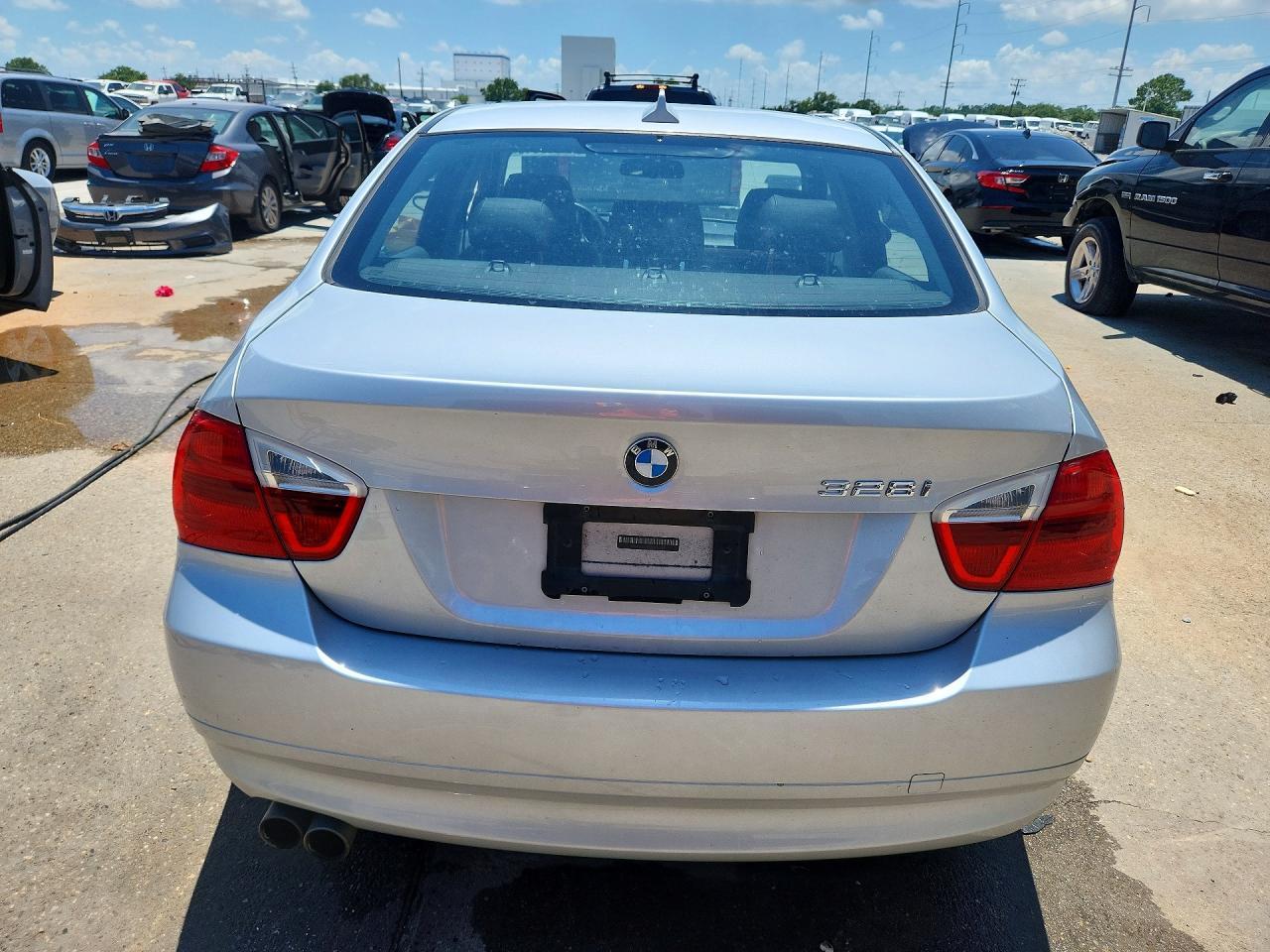 2008 BMW 328 I - Фото 6
