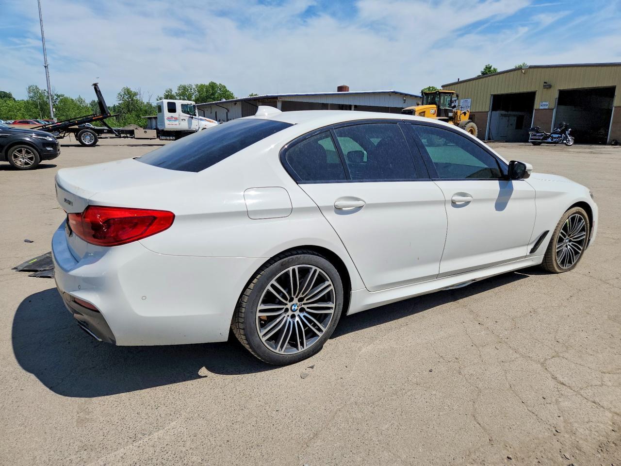 2020 BMW 540 Xi - Фото 3