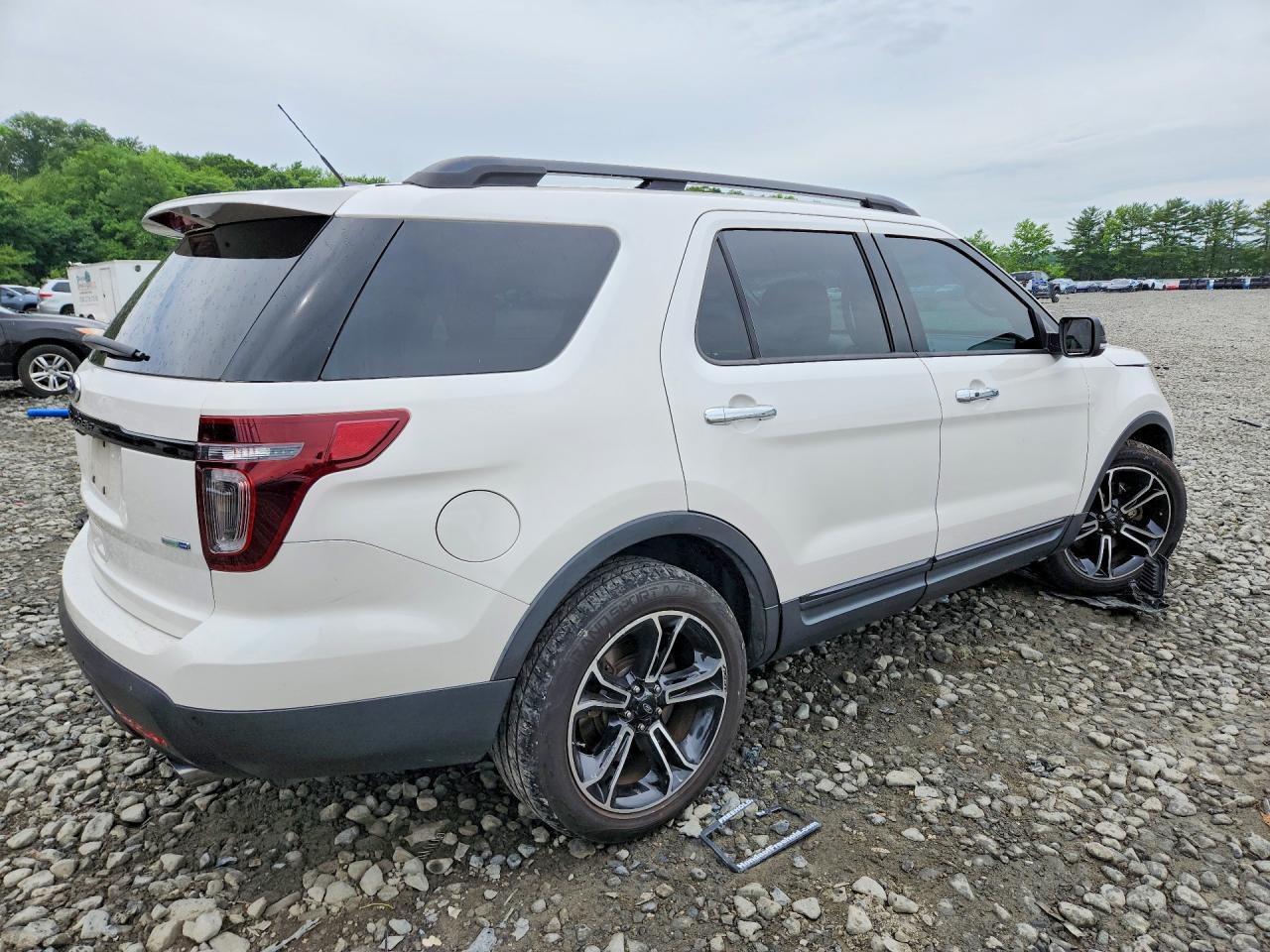 2014 Ford Explorer Sport - Фото 3