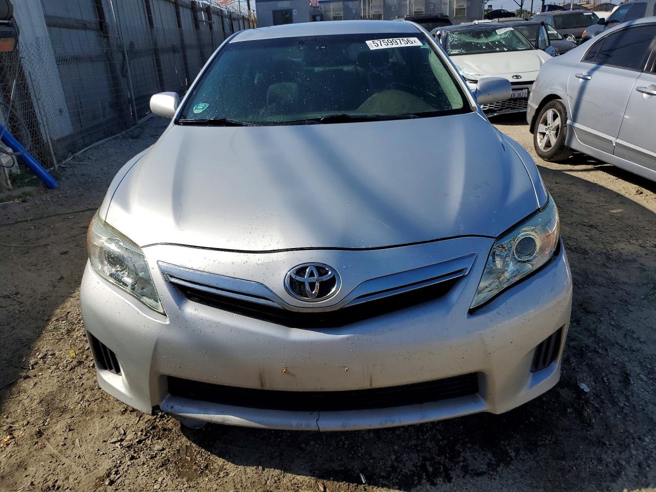2010 Toyota Camry Hybrid - Фото 5