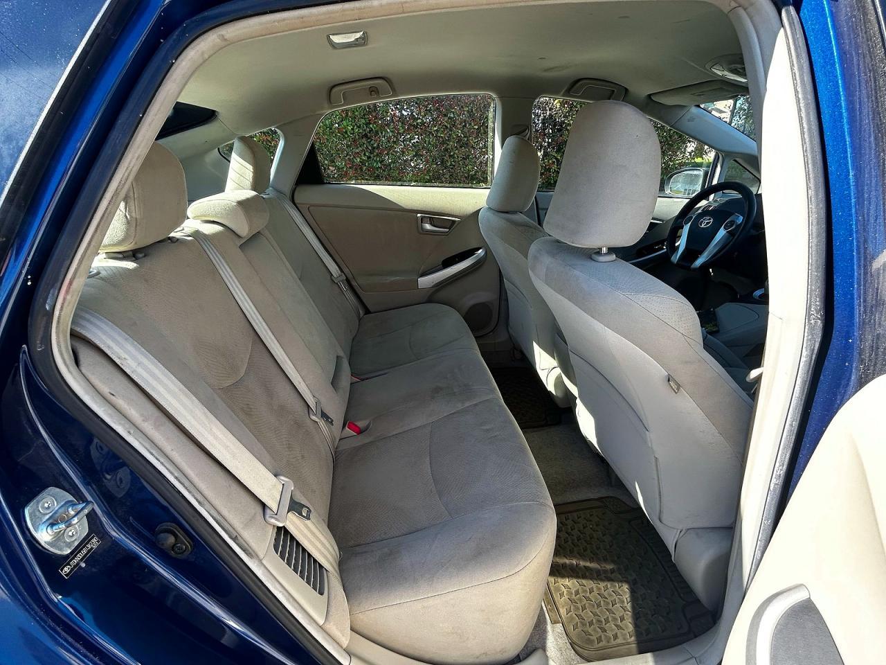 2011 Toyota Prius Two - Image 6