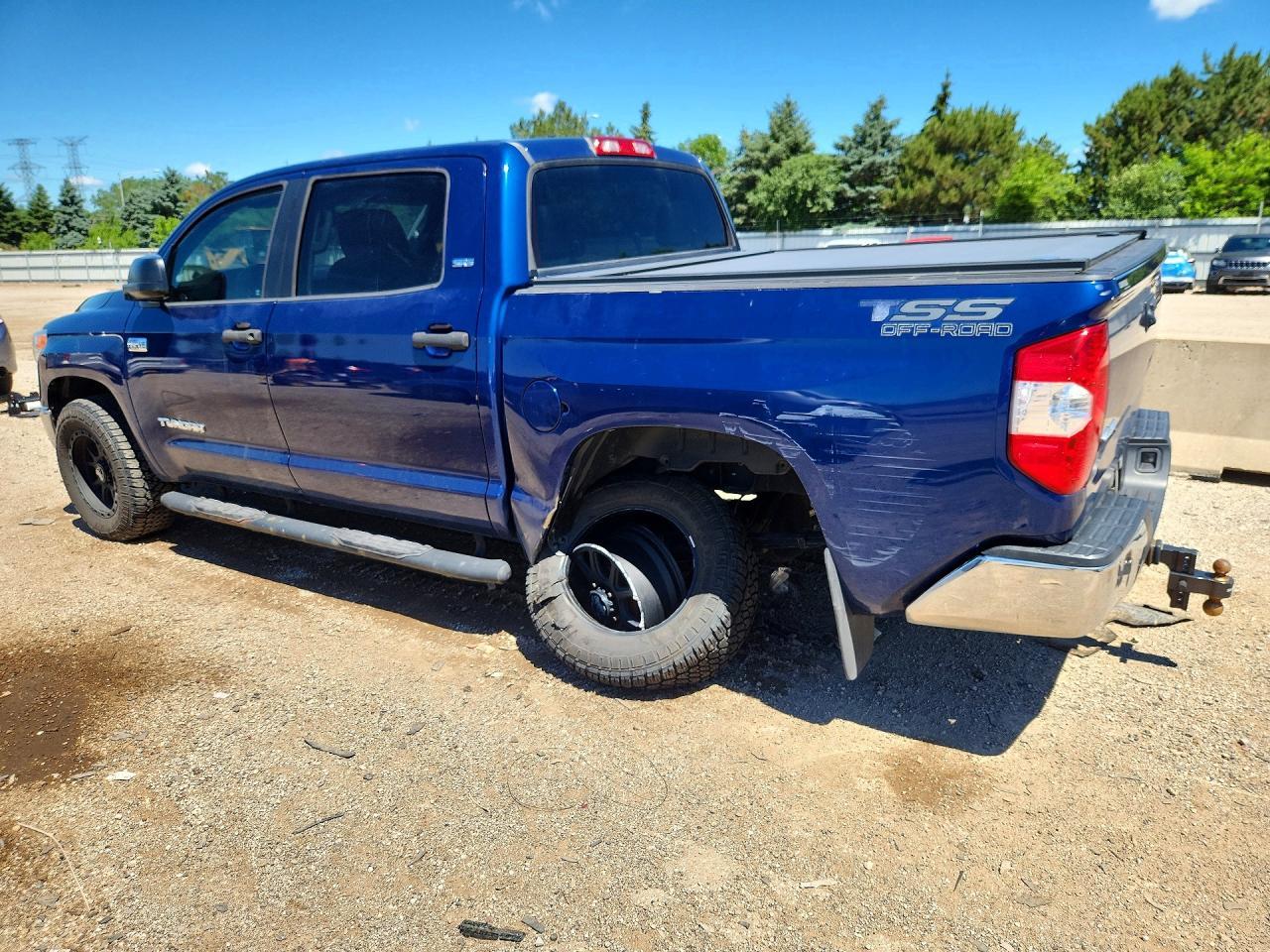 2015 Toyota Tundra Sr5 - Фото 2