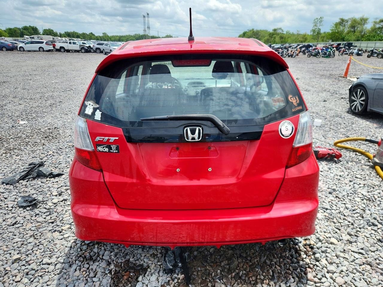 2011 Honda Fit Sport - Фото 6