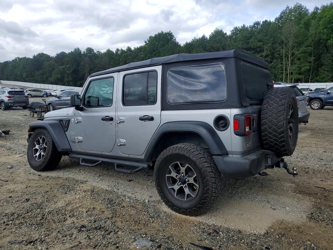 2018 Jeep Wrangler Unlimited Sport - Фото 2