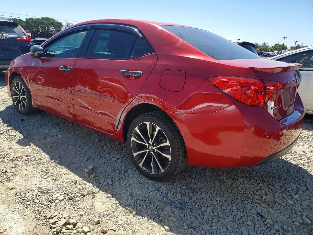 2018 Toyota Corolla Se - Фото 2