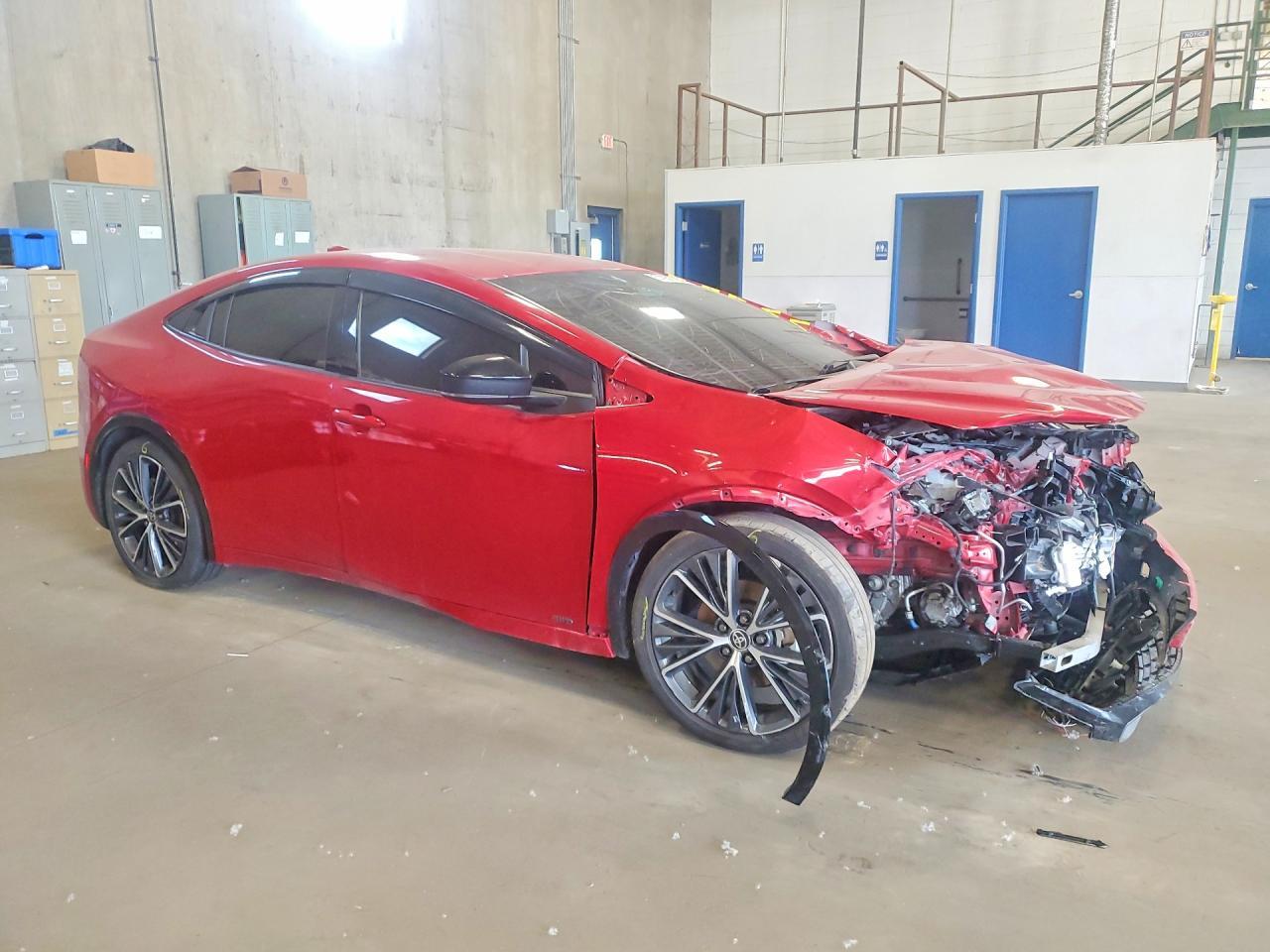 2023 Toyota Prius Xle - Image 4