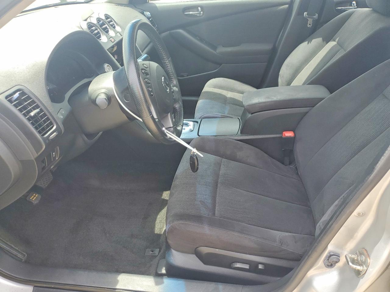 2012 Nissan Altima 2.5 - Фото 7