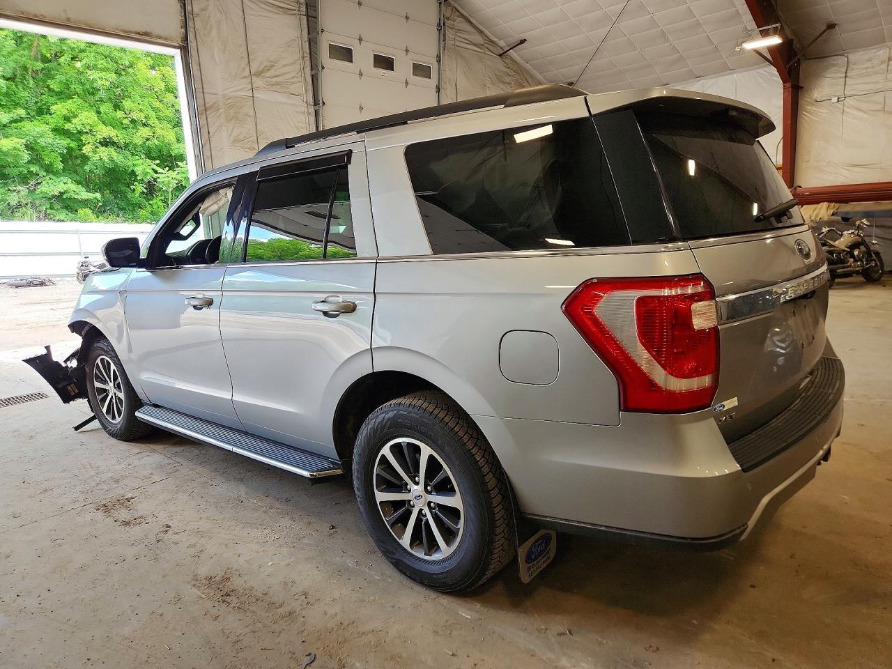 2021 Ford Expedition Xlt - Фото 2