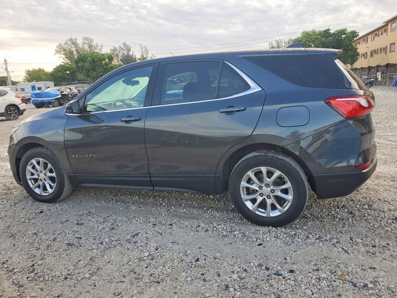 2020 Chevrolet Equinox Lt - Фото 2
