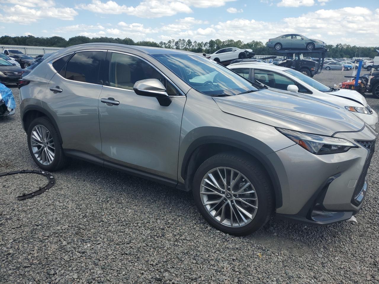 2025 Lexus Nx 350 Premium - Image 4