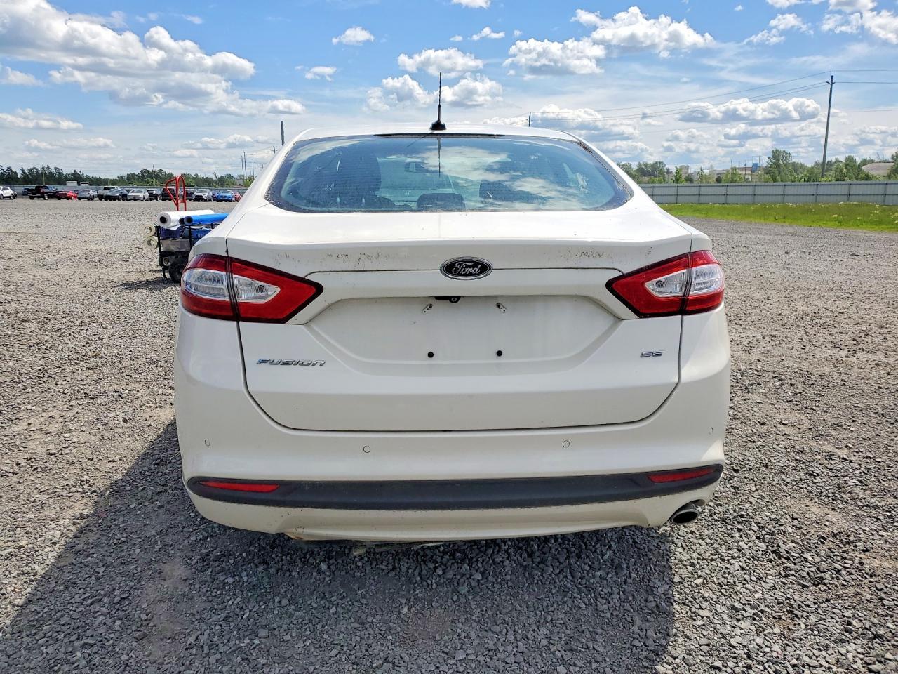 2015 Ford Fusion Se - Image 6
