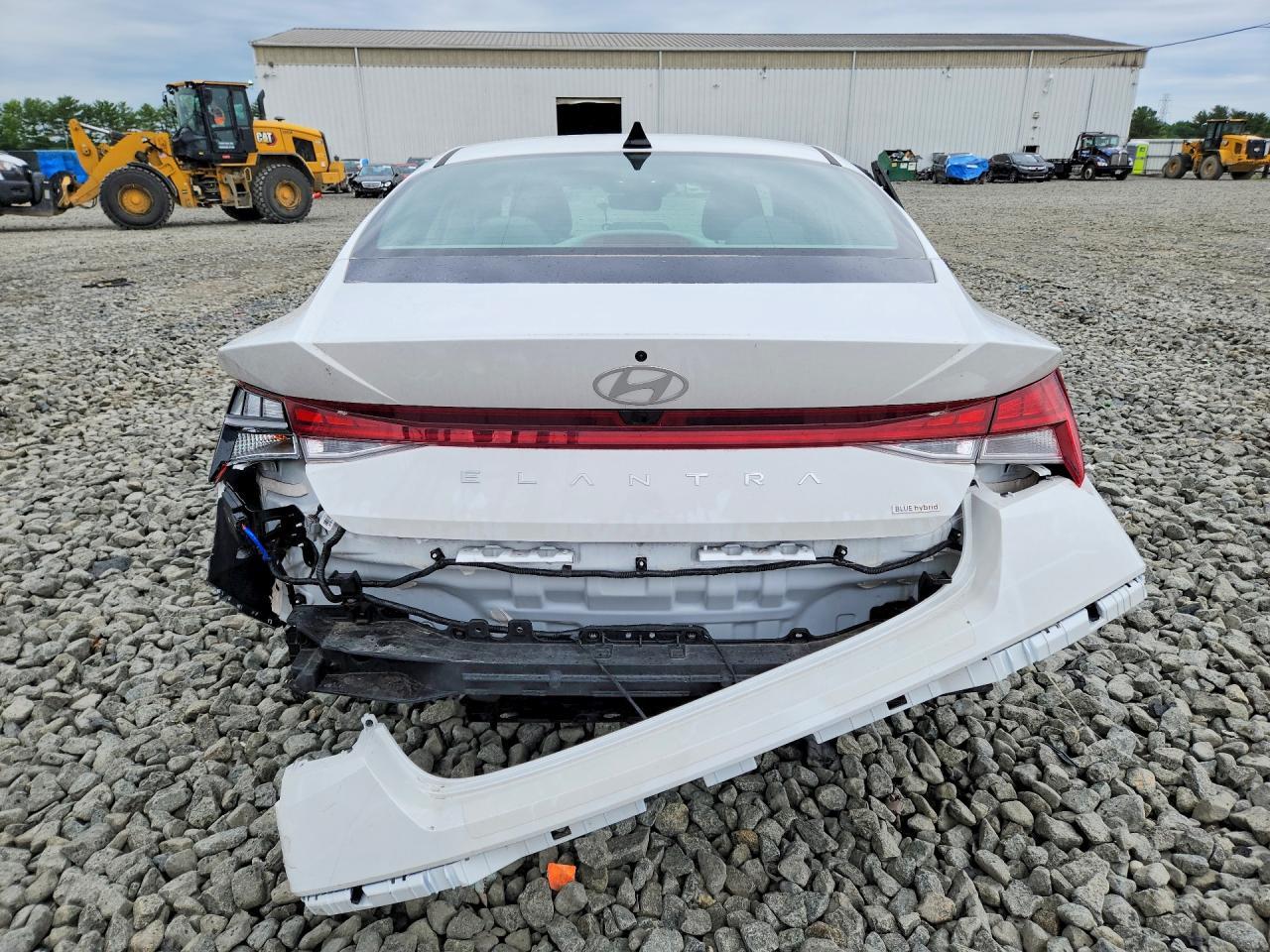2025 Hyundai Elantra Hybrid Blue - Фото 6