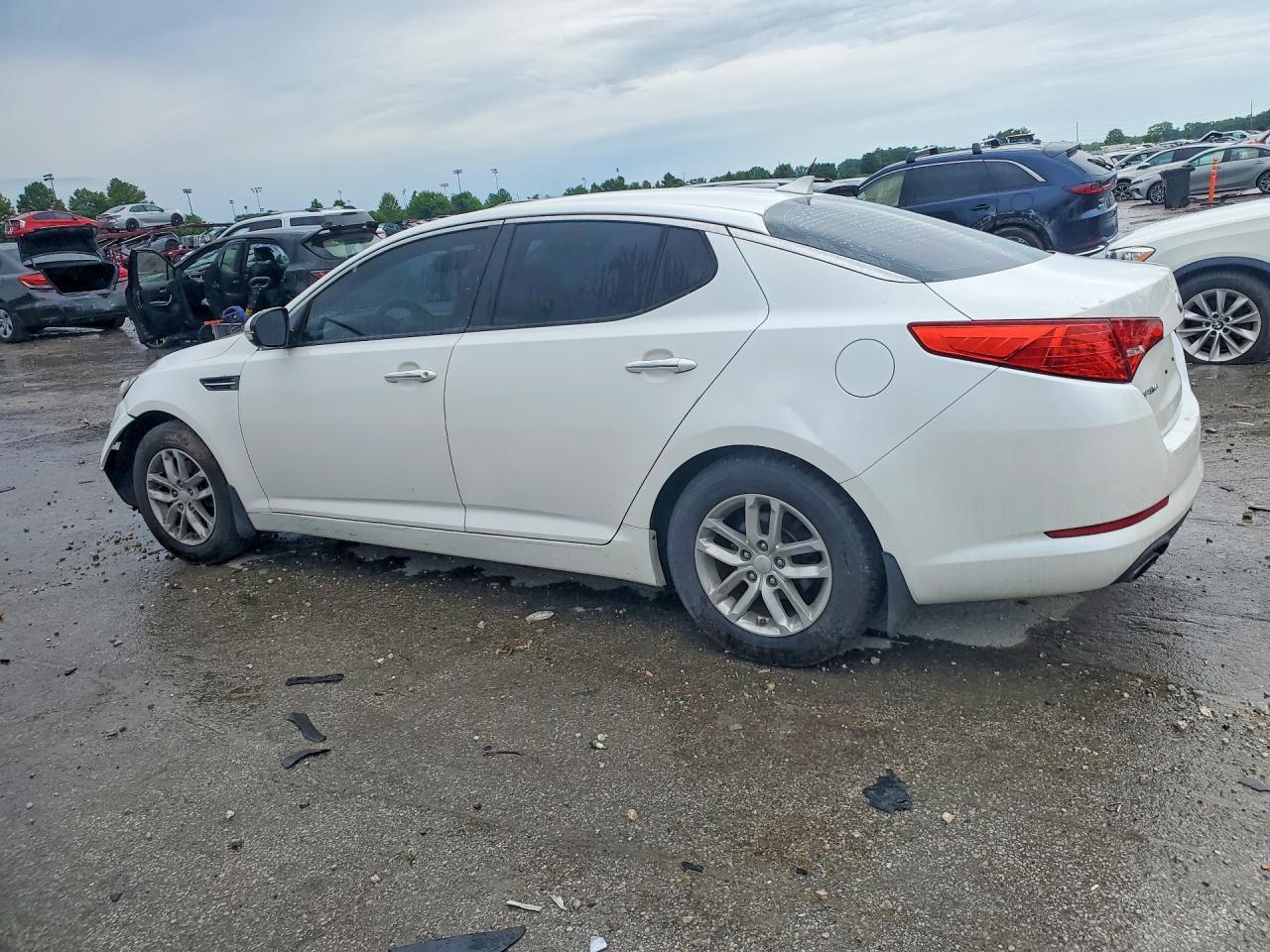 2013 Kia Optima Lx - Image 2