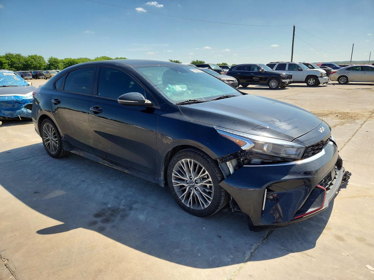 2024 Kia Forte Gt Line - Фото 4