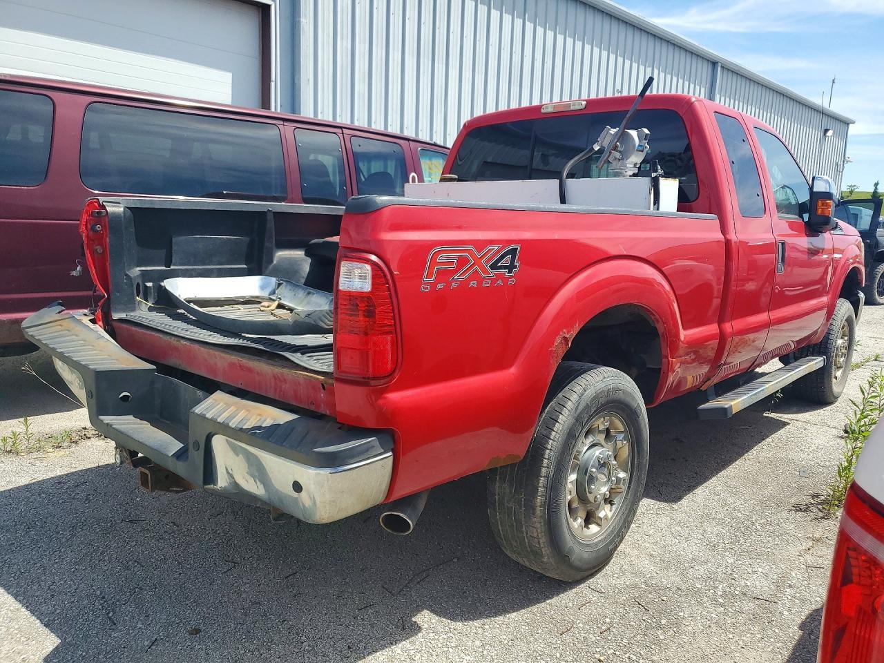 2013 Ford F350 Super Duty - Image 3