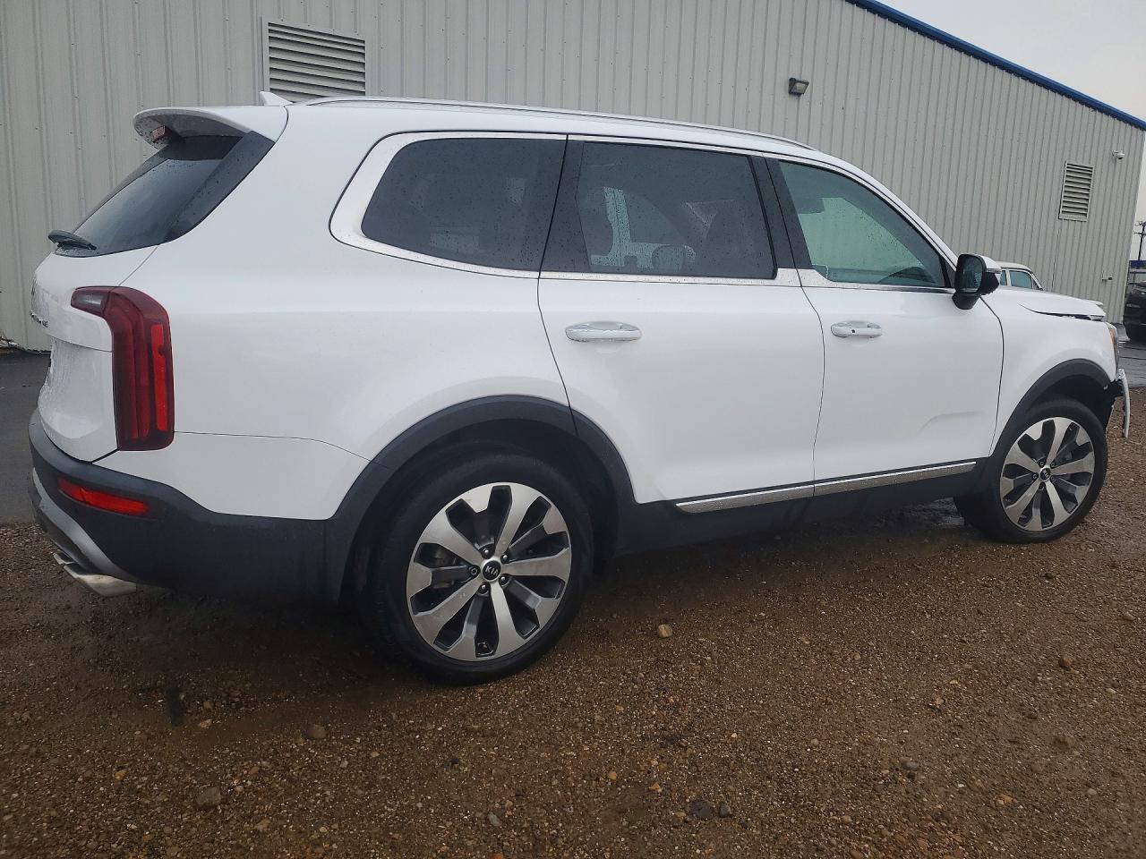 2022 Kia Telluride S - Фото 3