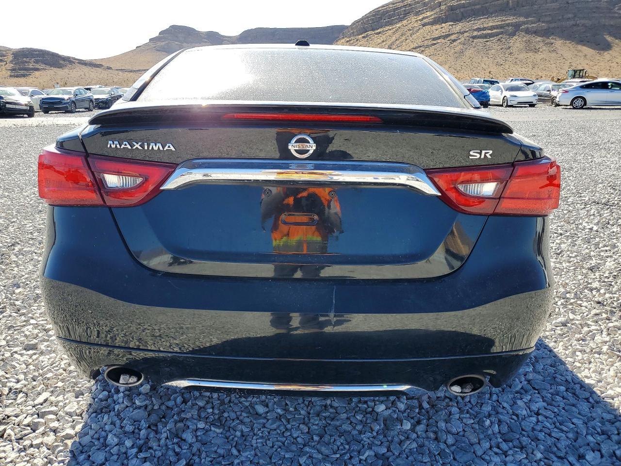 2017 Niss Maxima - Image 6