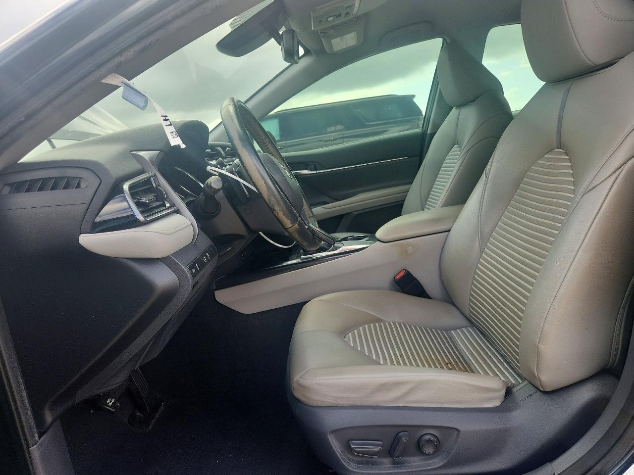 2019 Toyota Camry Se - Image 7