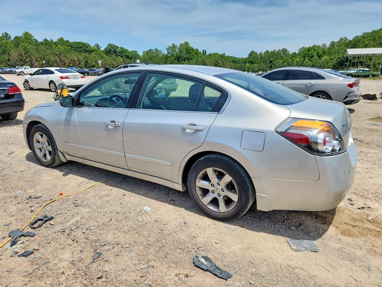 2009 Nissan Altima 2.5 - Фото 2