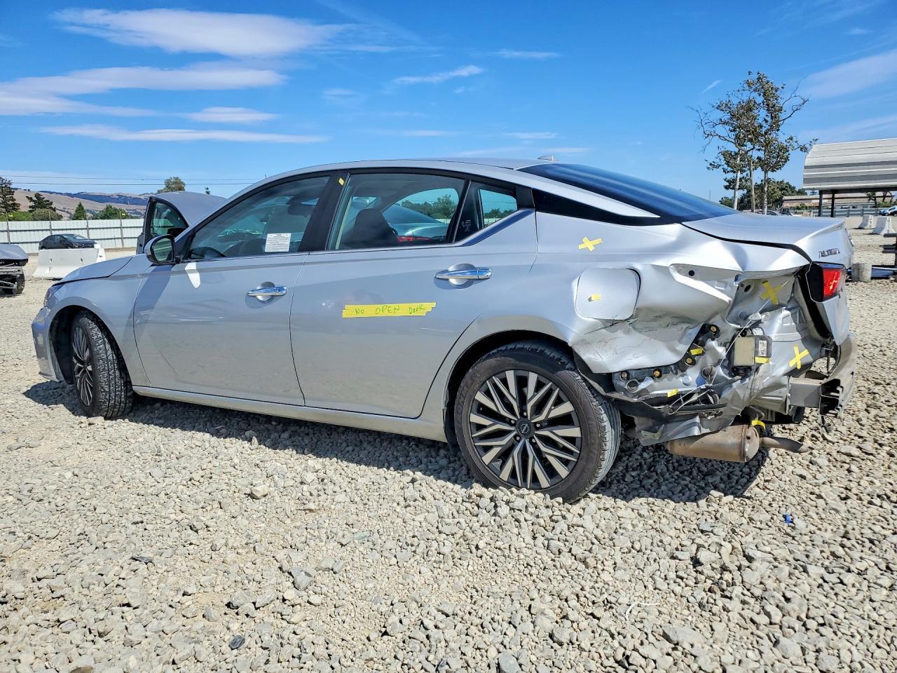 2023 Nissan Altima Sv - Фото 2