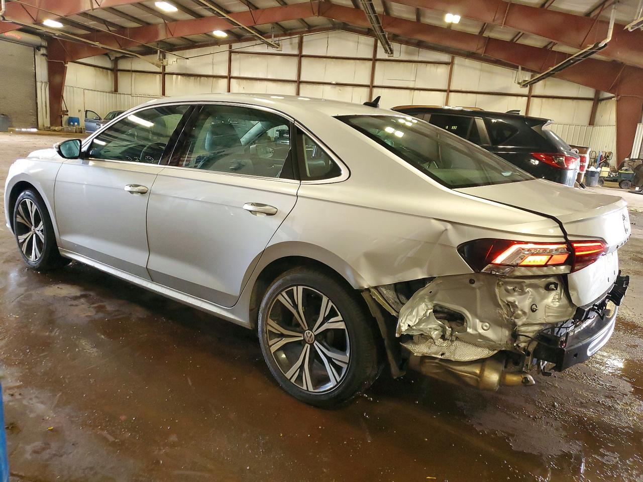 2021 Volkswagen Passat Se - Фото 2