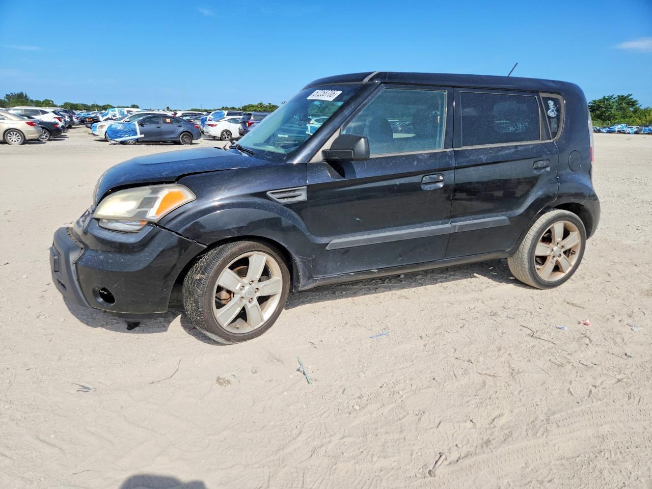 2010 Kia Soul +
