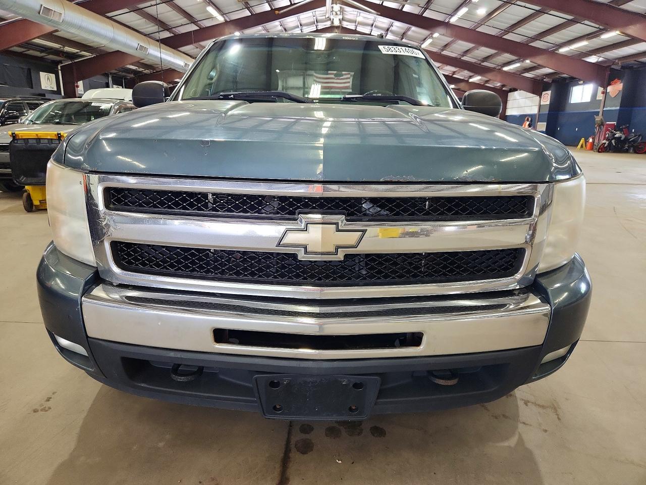 2009 Chevrolet Silverado K1500 Lt - Image 5