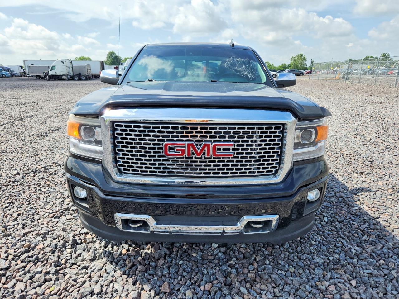 2015 GMC Sierra K1500 Denali - Image 5