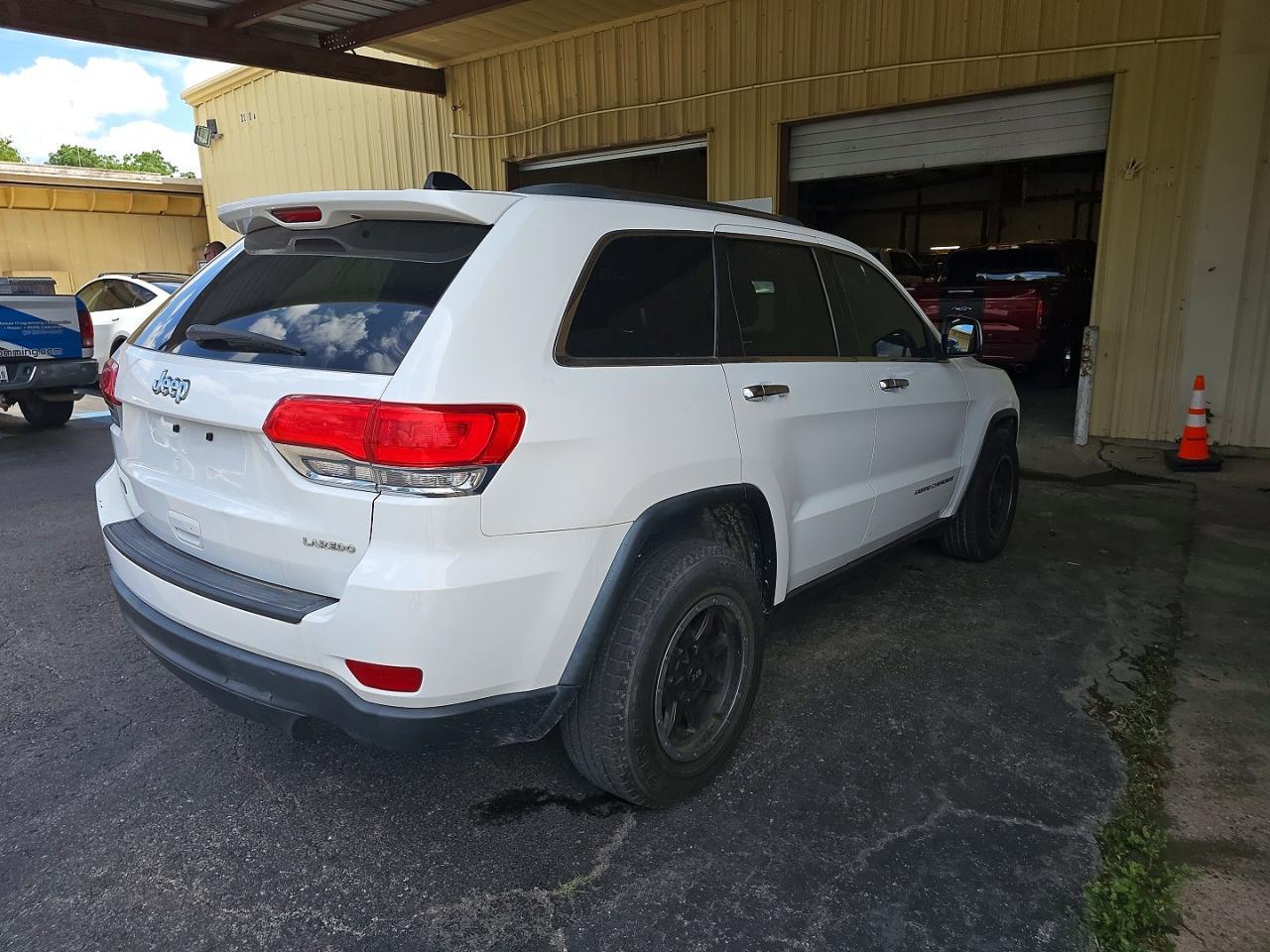 2015 Jeep Grand Cherokee Laredo - Фото 4