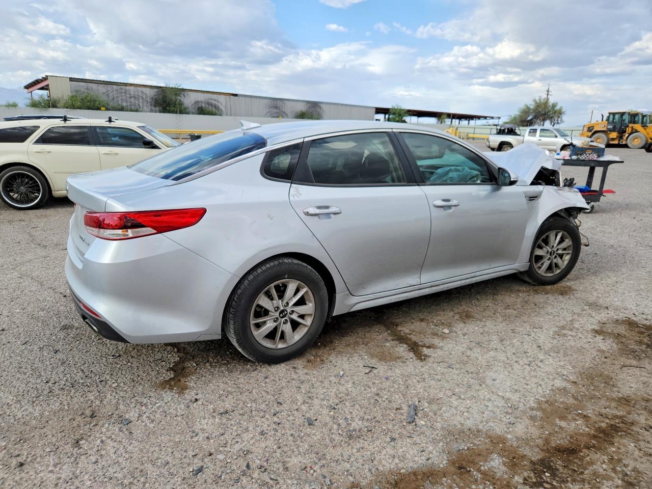 2018 Kia Optima Lx - Image 3