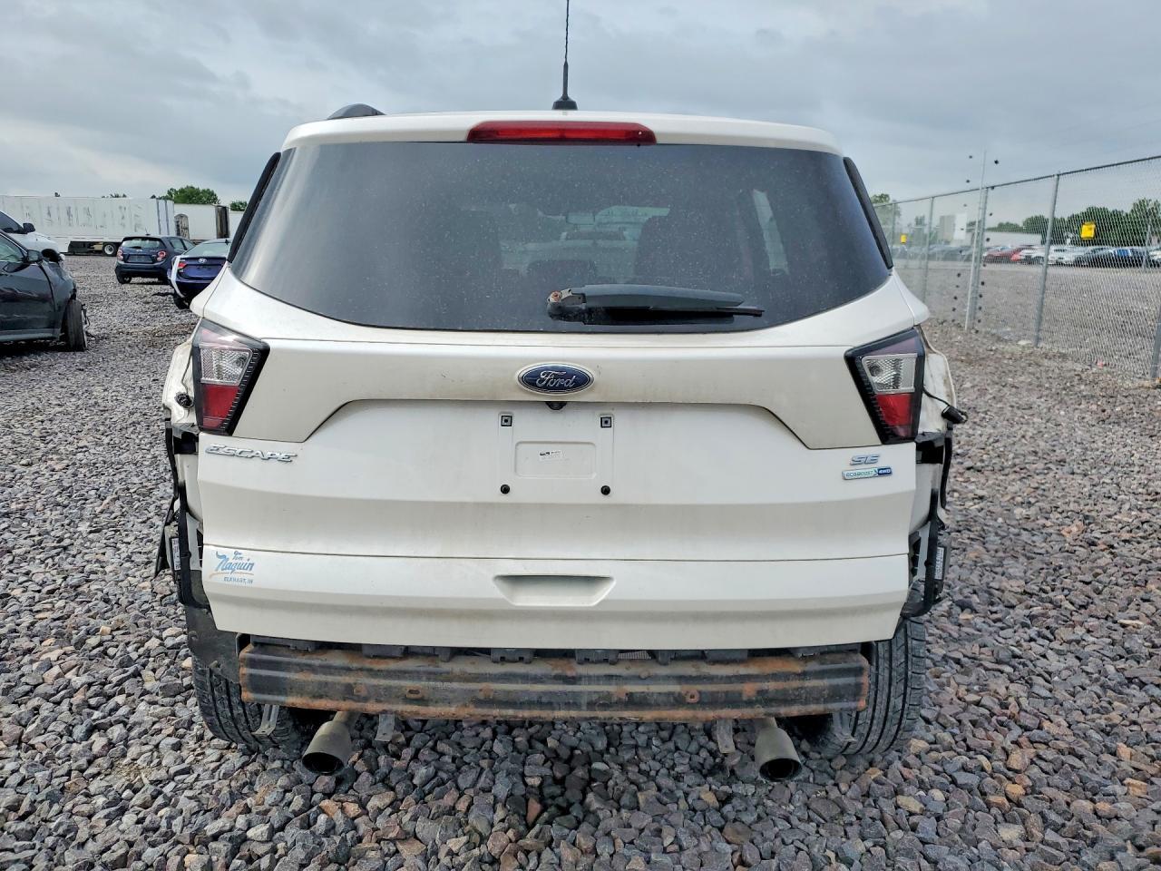 2017 Ford Escape Se - Фото 6