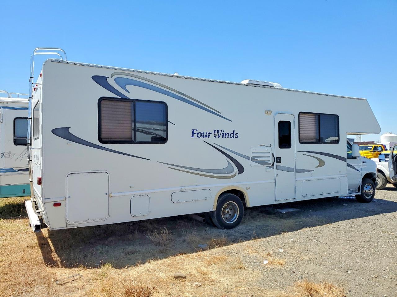 2003 Ford Motorhome - Rv - Image 4
