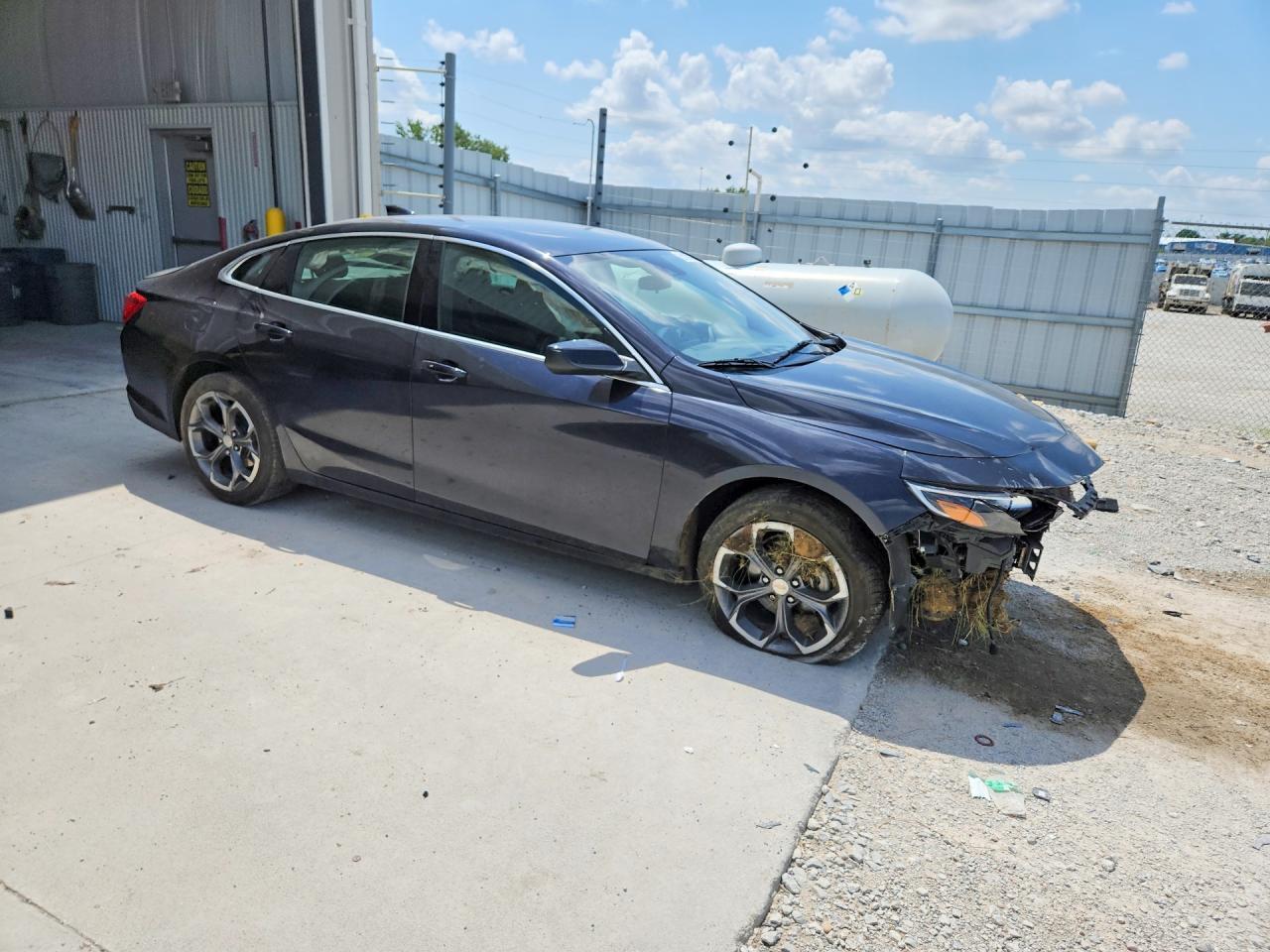 2023 Chevrolet Malibu Lt - Image 4