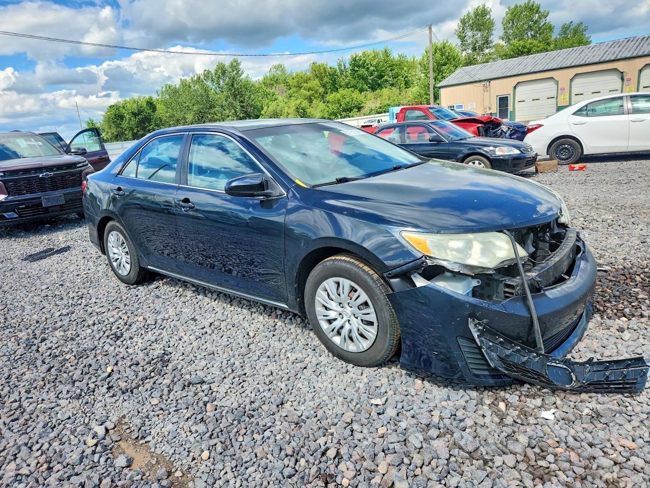 2012 Toyota Camry Le - Image 4