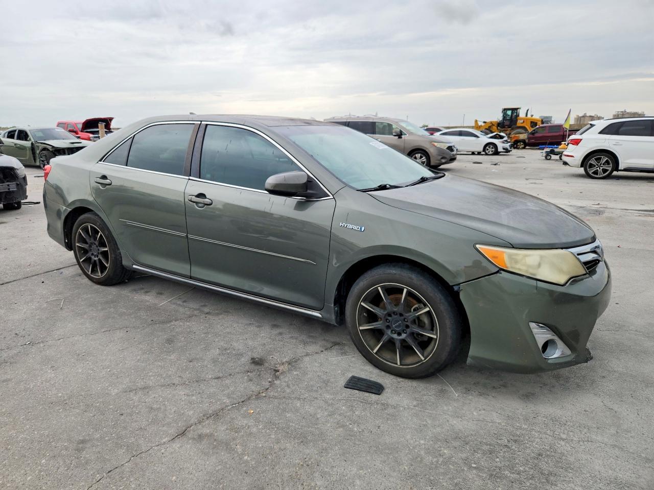 2012 Toyota Camry Hybrid Xle - Фото 4