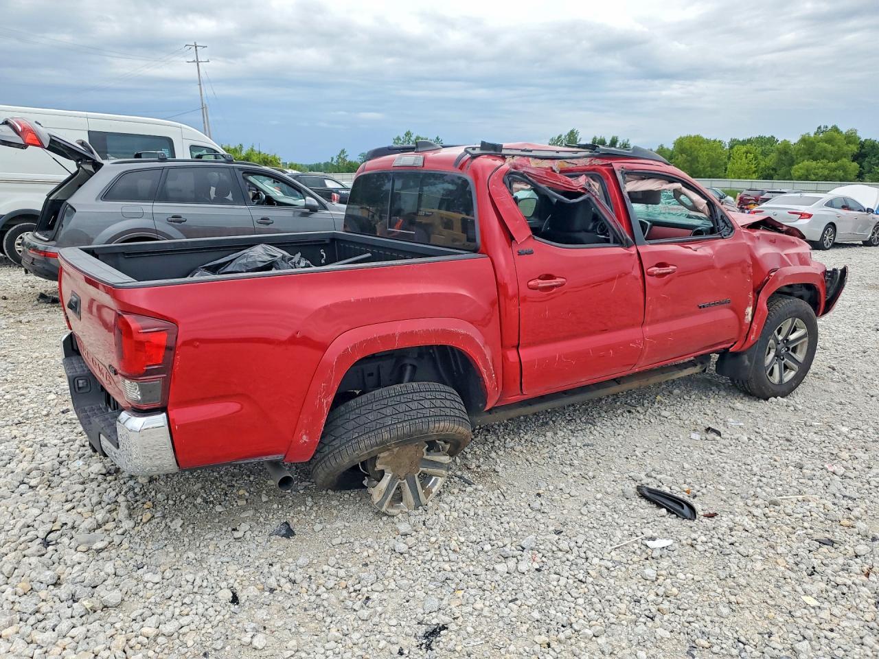 2023 Toyota Tacoma Sr5 V6 - Image 3