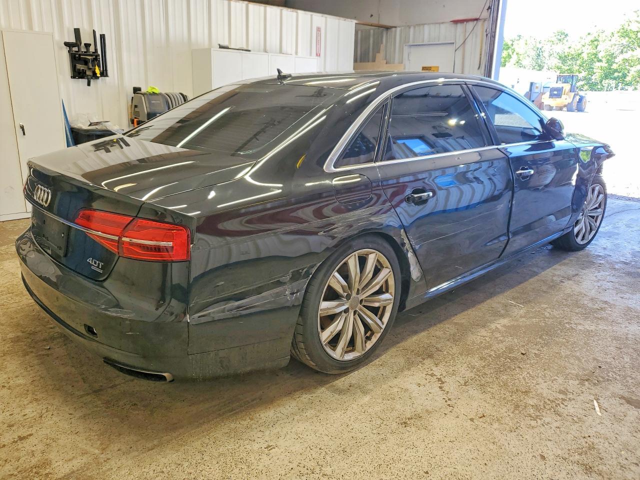 2017 Audi A8 L Quattro - Фото 3