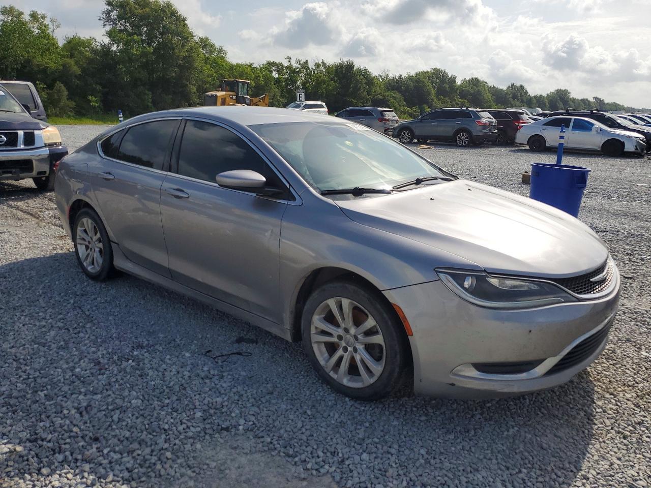 2015 Chrysler 200 Limited - Фото 4